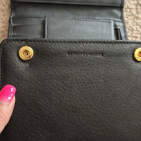 Vintage Genuine Leather Black Crossbody Bag - Picture 6 of 10